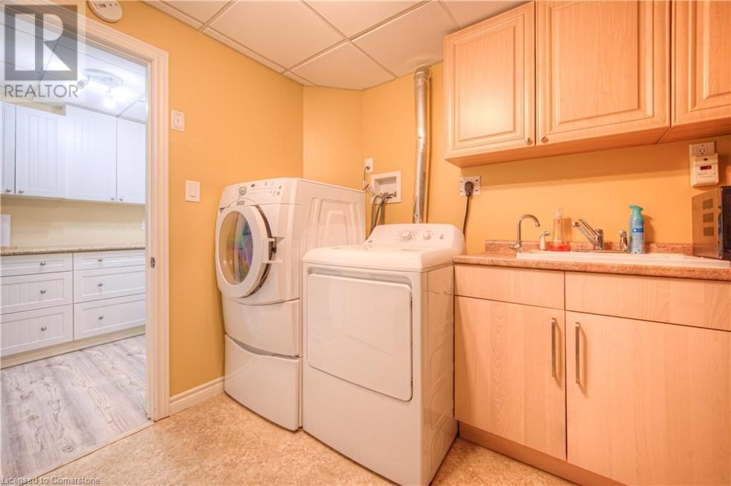 309 CHRISTOPHER DRIVE Image 32