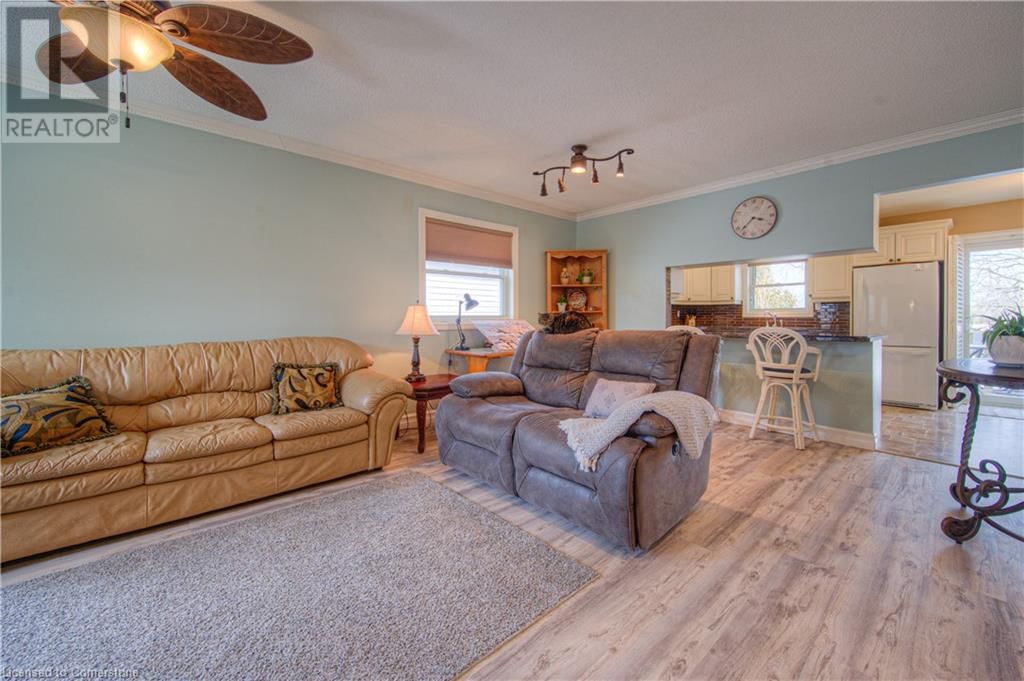 309 CHRISTOPHER DRIVE Image 7