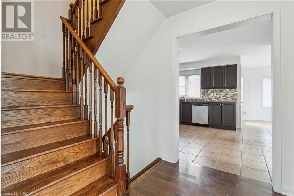 103 BLEASDALE AVENUE Image 14