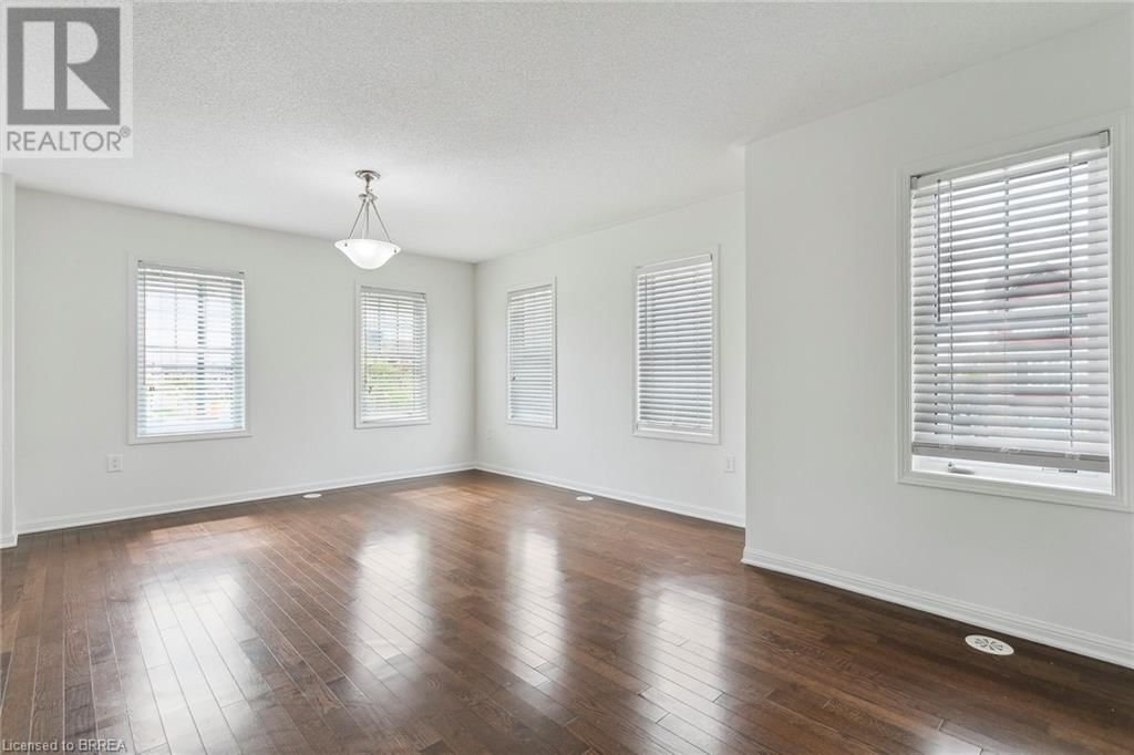103 BLEASDALE AVENUE Image 15