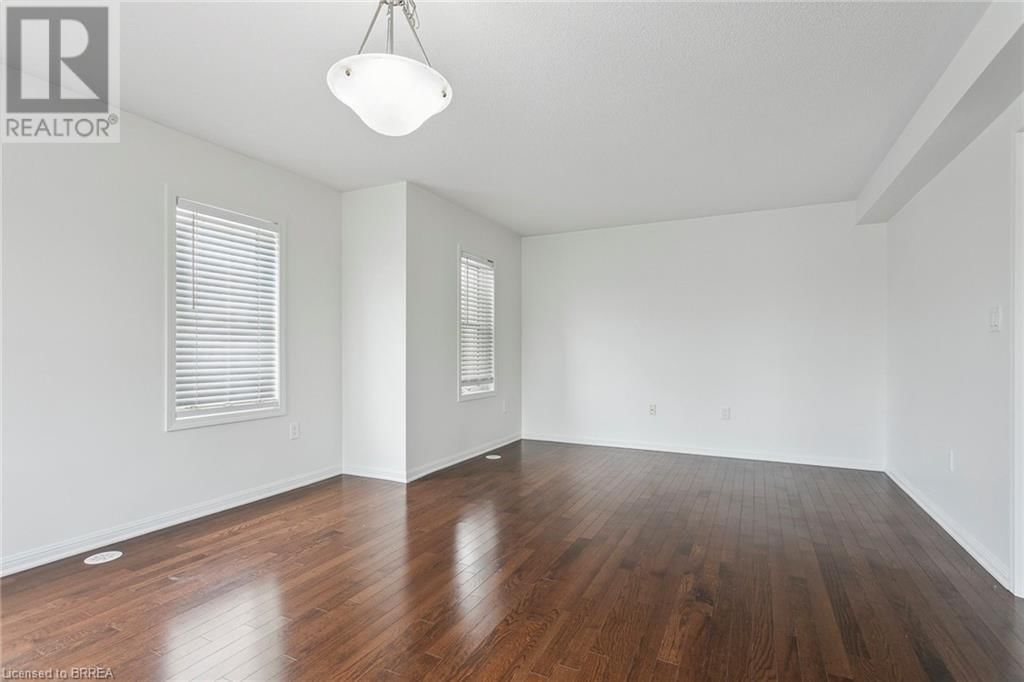 103 BLEASDALE AVENUE Image 18