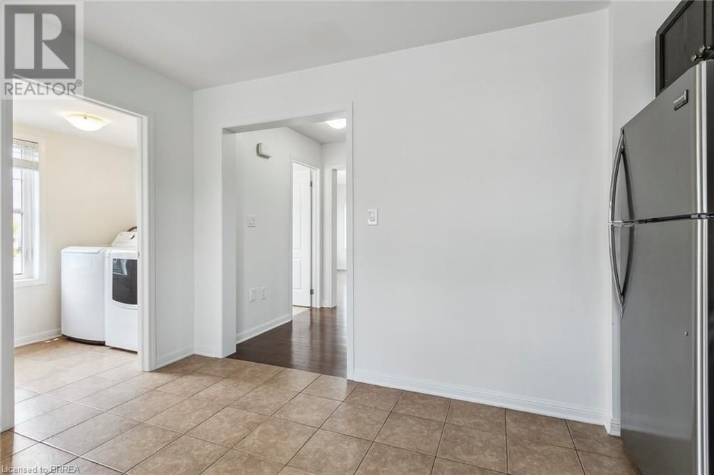 103 BLEASDALE AVENUE Image 25