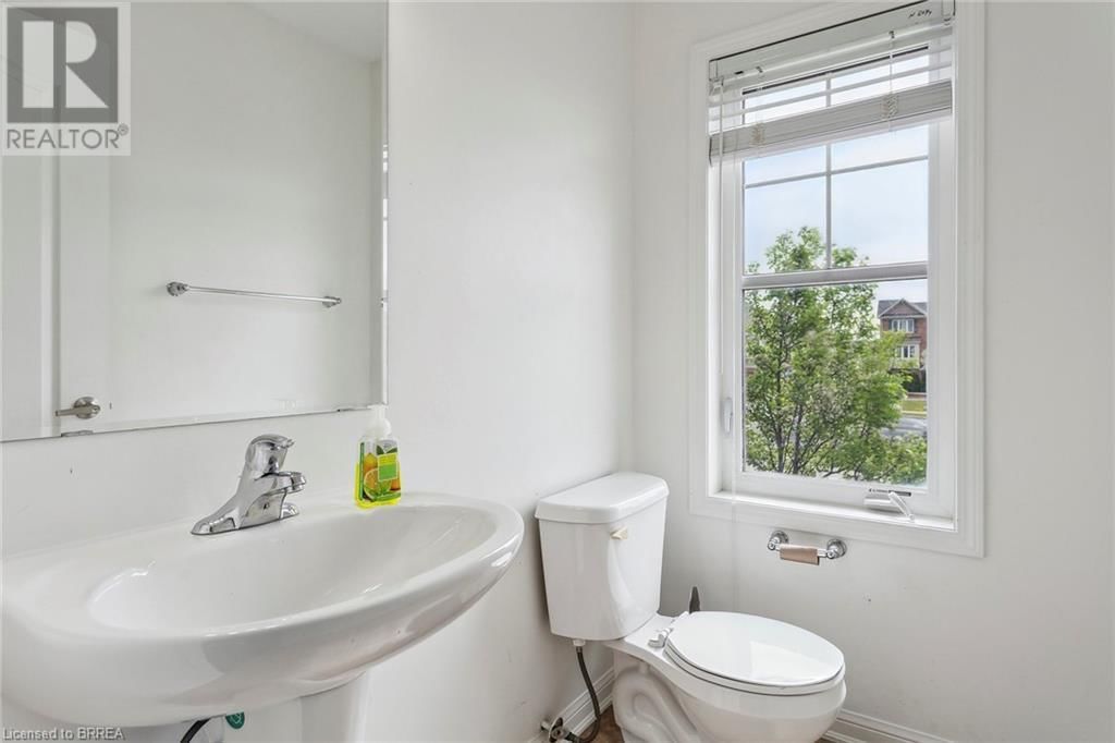 103 BLEASDALE AVENUE Image 29