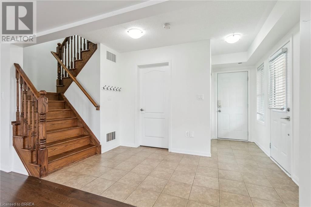 103 BLEASDALE AVENUE Image 9