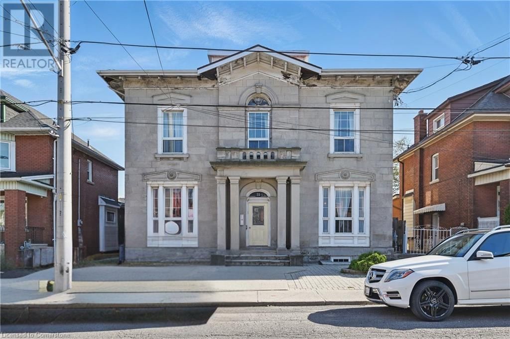 55 BARTON STREET WEST Image 1