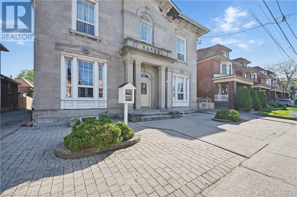 55 BARTON STREET WEST Image 2