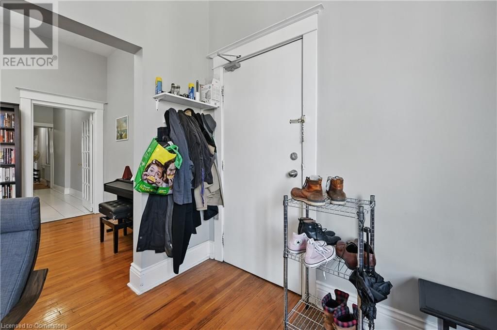 55 BARTON STREET WEST Image 31