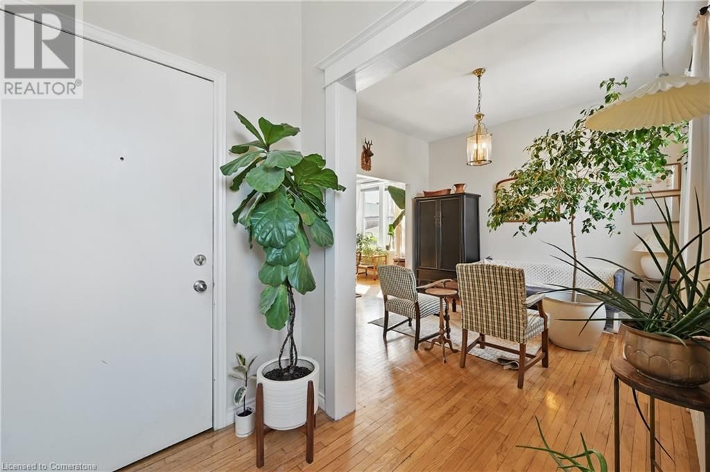 55 BARTON STREET WEST Image 4