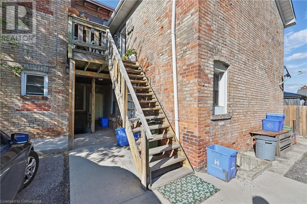 55 BARTON STREET WEST Image 48