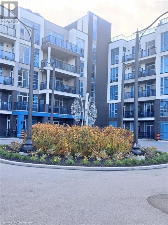 324 - 10 CONCORD PLACE Image 4