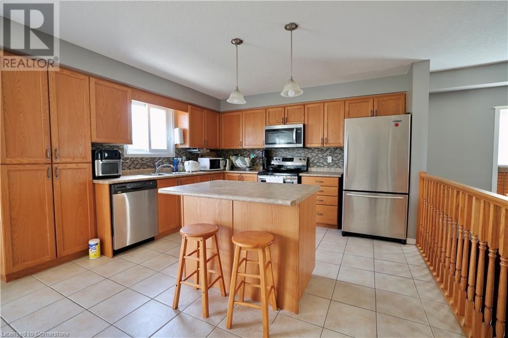 686 WILD GINGER AVENUE Image 12