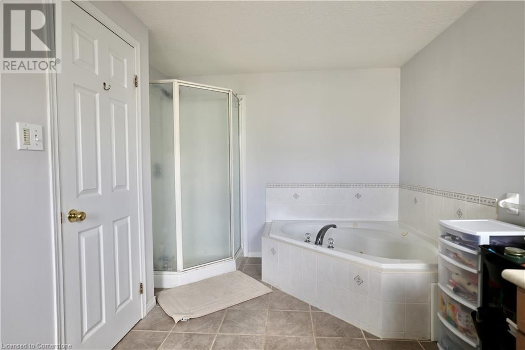 686 WILD GINGER AVENUE Image 22
