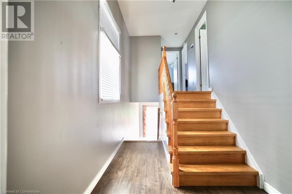 686 WILD GINGER AVENUE Image 23