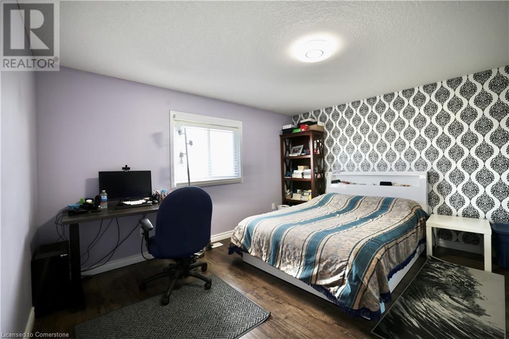 686 WILD GINGER AVENUE Image 25