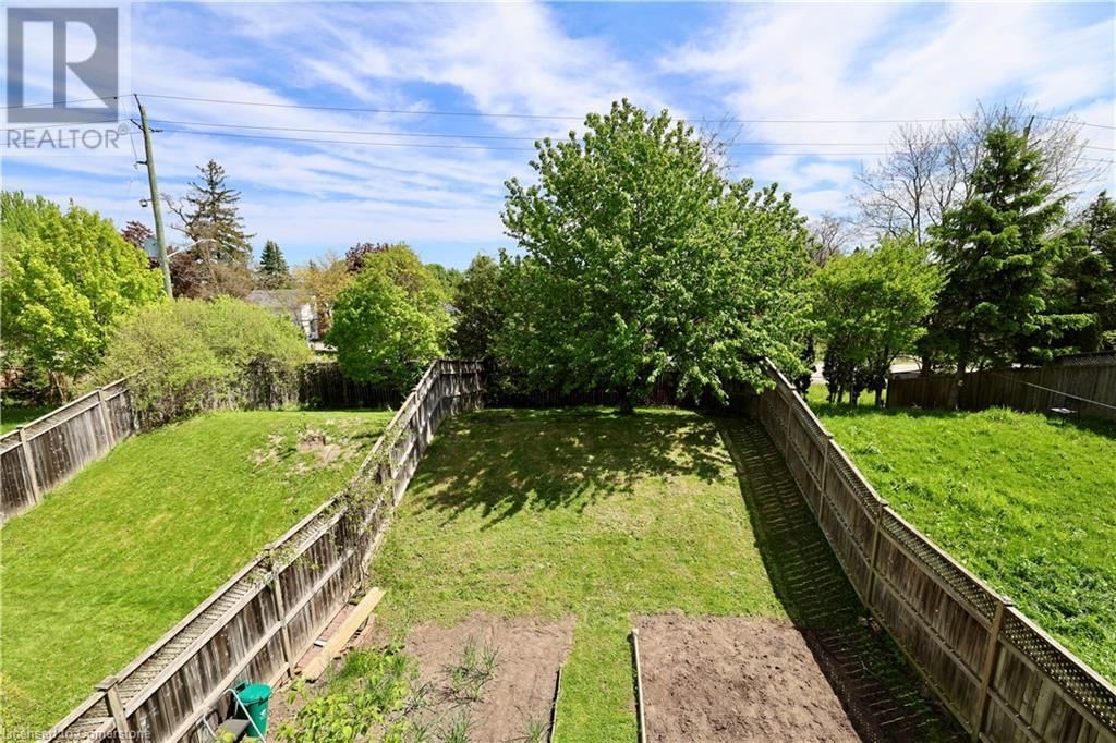 686 WILD GINGER AVENUE Image 37