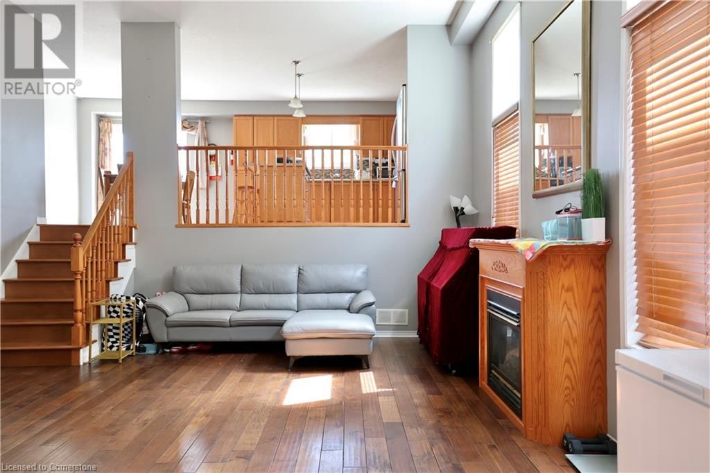 686 WILD GINGER AVENUE Image 4
