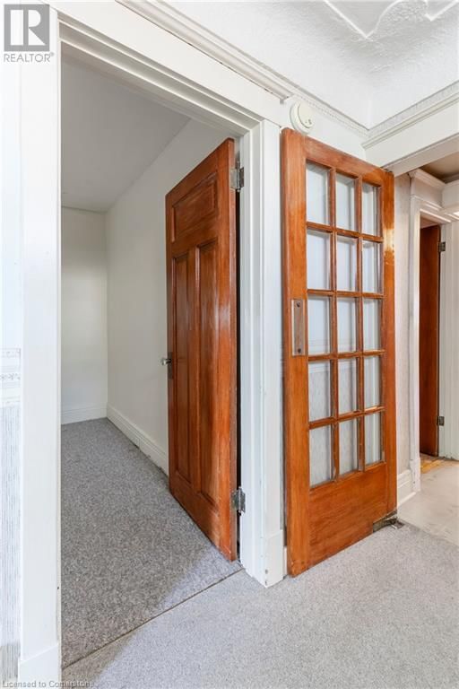 27 BARONS AVENUE NORTH Image 14