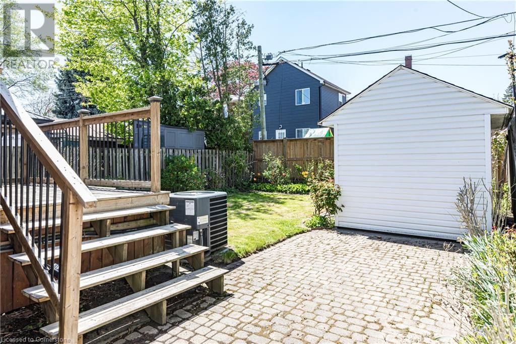 27 BARONS AVENUE NORTH Image 46