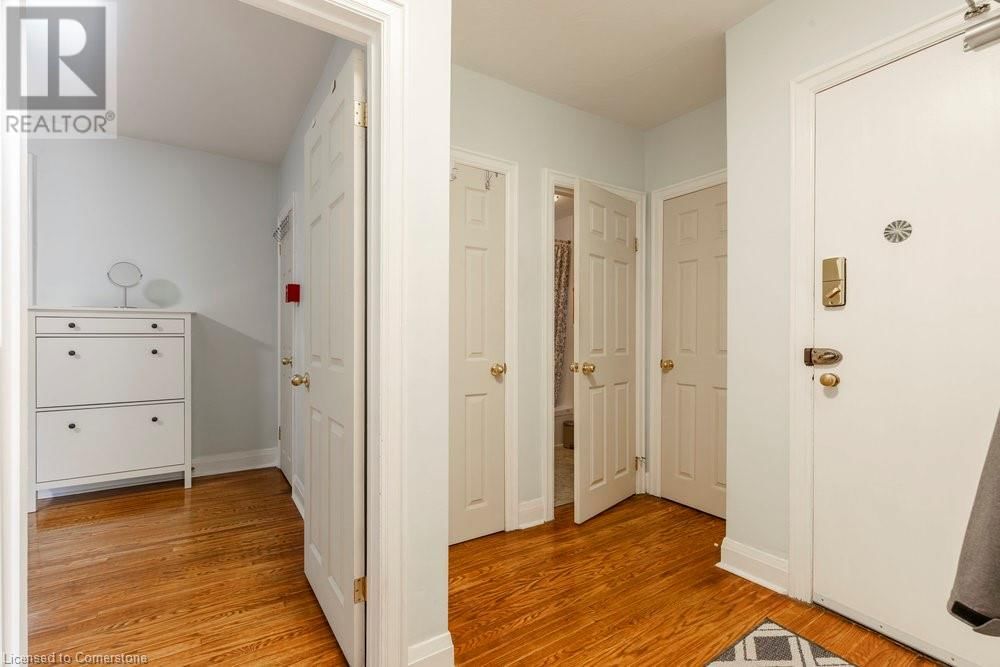 #2 - 2 STROUD ROAD Image 5