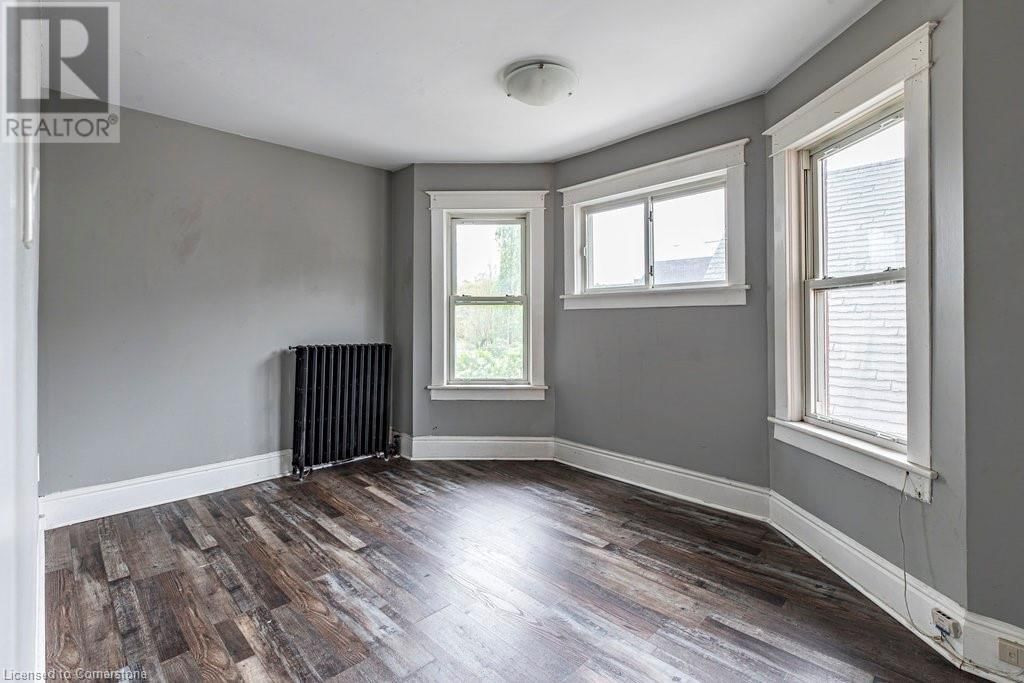 23 AVENUE PLACE Image 29