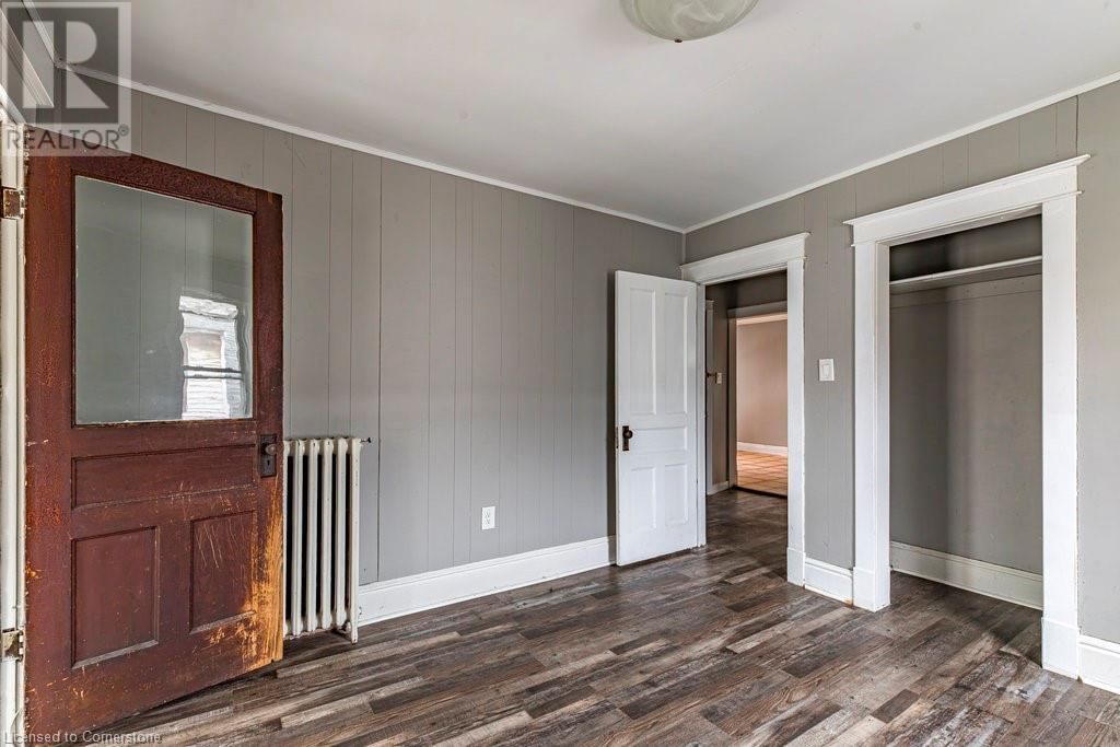 23 AVENUE PLACE Image 33
