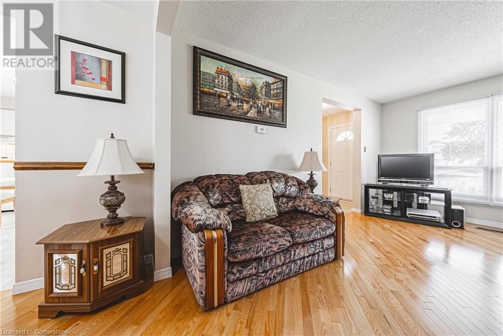 27 WESTCHESTER DRIVE Image 18