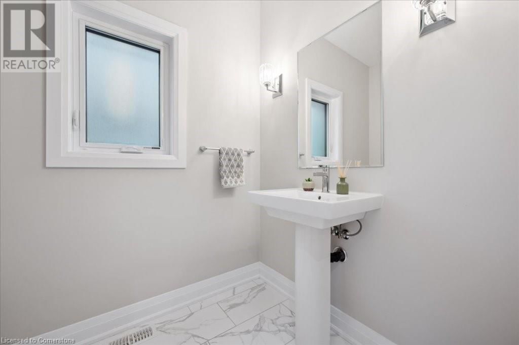 43 IAN ORMSTON DRIVE Image 18
