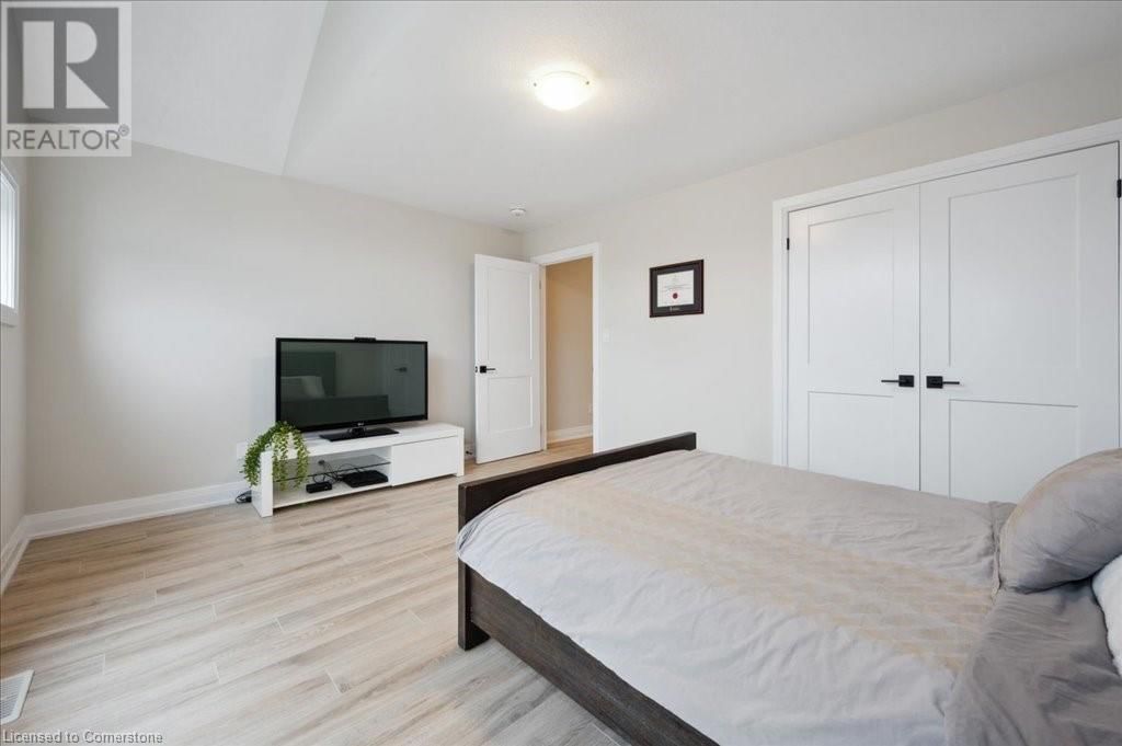 43 IAN ORMSTON DRIVE Image 34