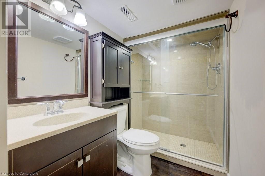 101 VICTOR BOULEVARD Image 17