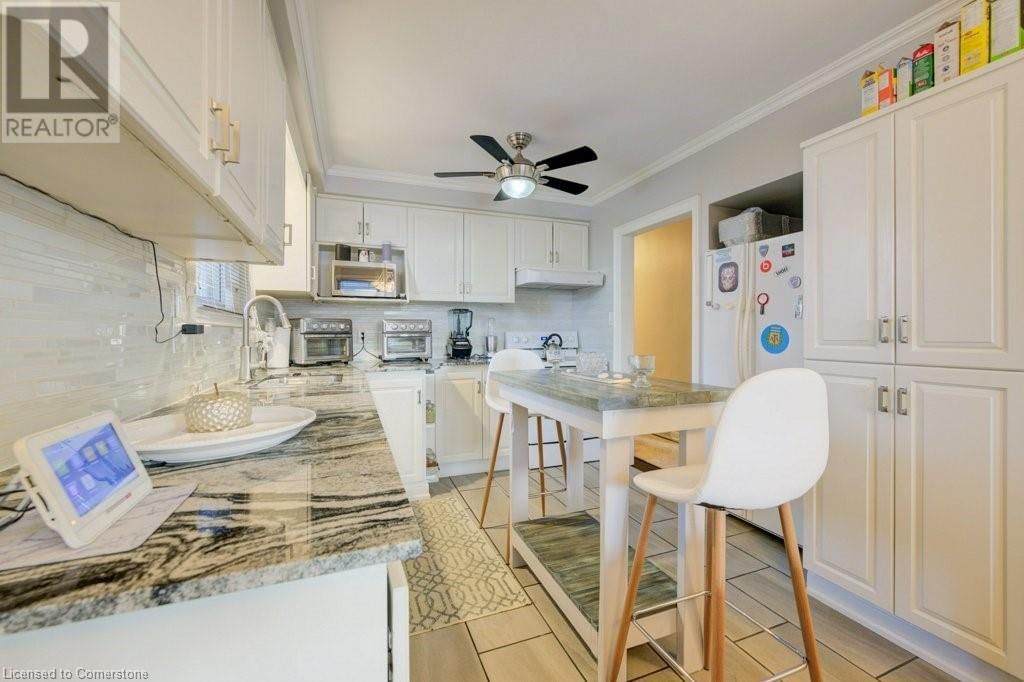 101 VICTOR BOULEVARD Image 4