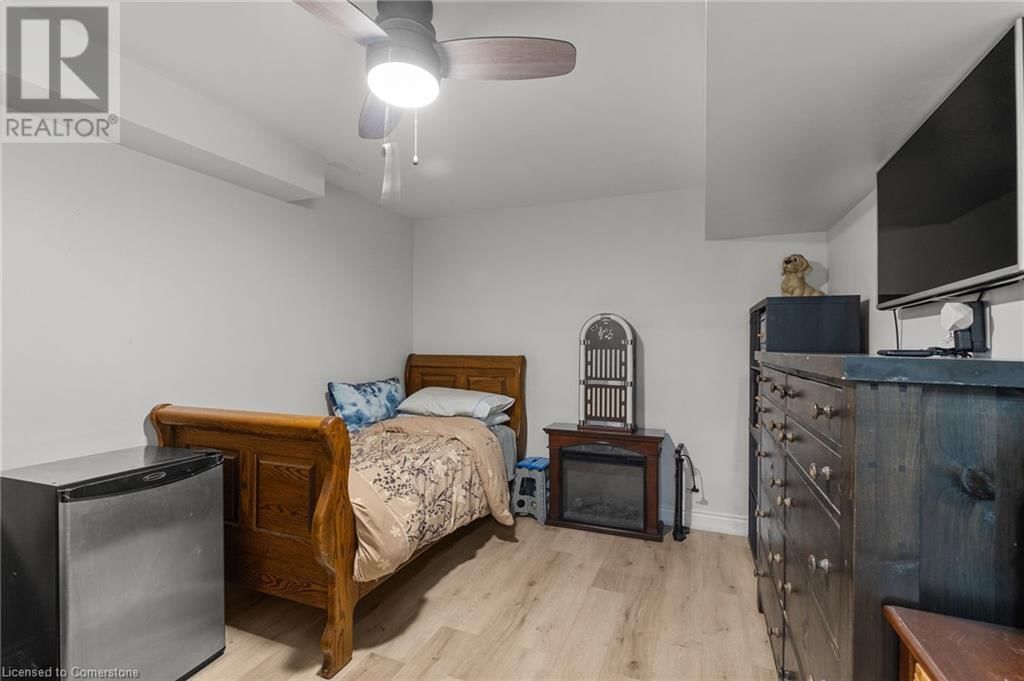 2648 WILSON PLACE Image 23