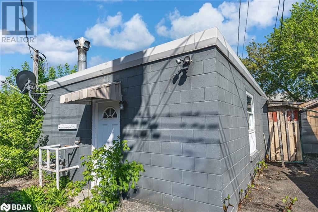 27 QUEEN STREET WEST Image 11