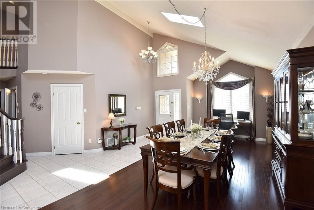 210 CLAUDETTE GATE Image 12