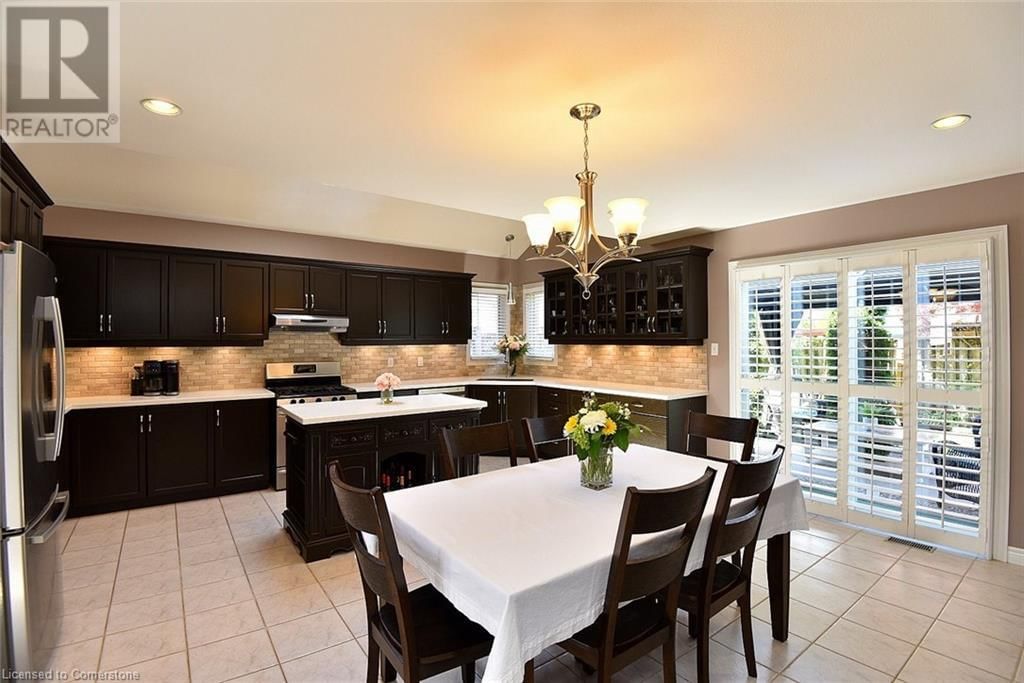 210 CLAUDETTE GATE Image 21