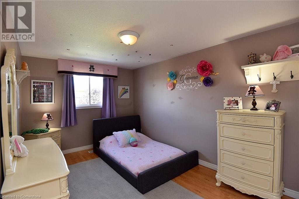 210 CLAUDETTE GATE Image 38