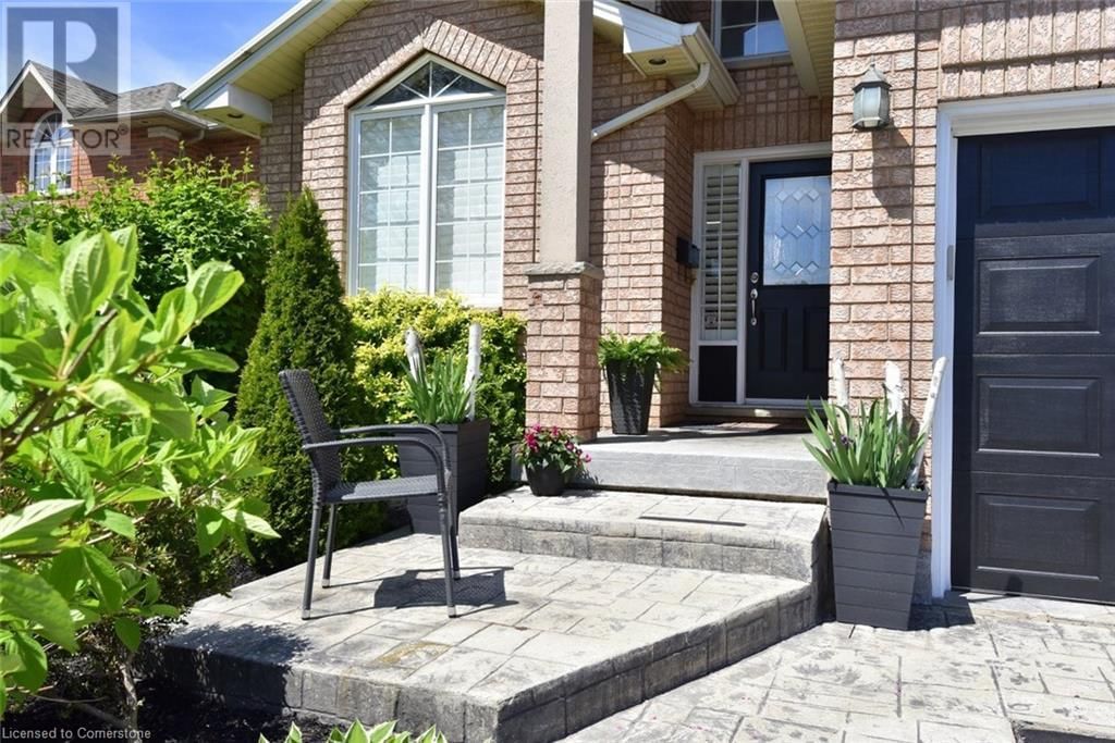 210 CLAUDETTE GATE Image 5