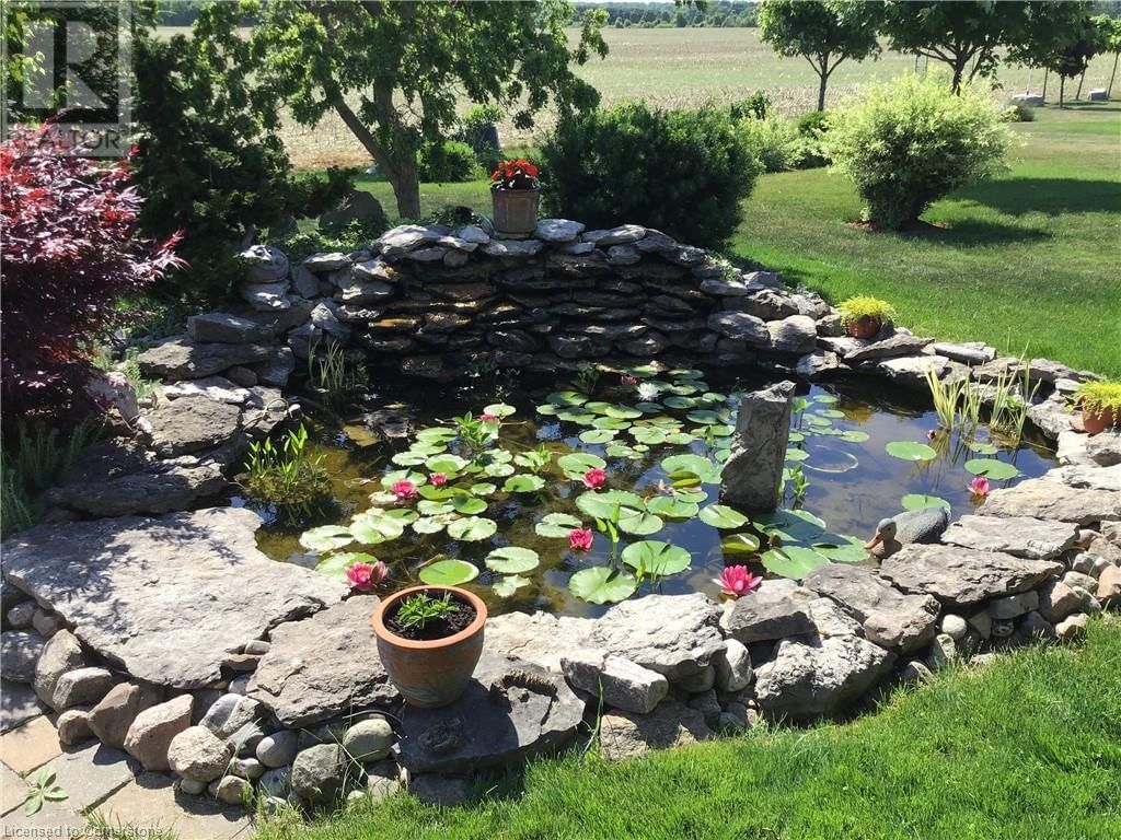 73 UPPER CANADA DRIVE Image 31