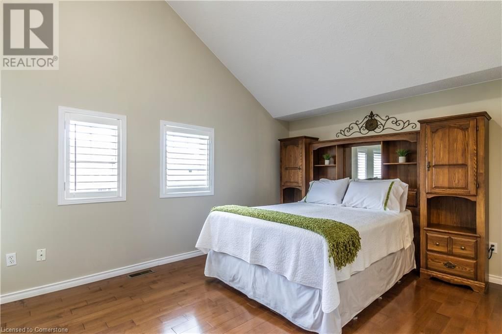 44 CHRYSLER CRESCENT Image 18