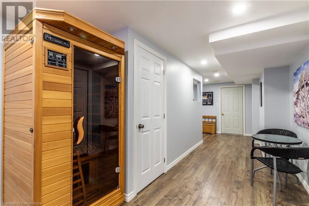 44 CHRYSLER CRESCENT Image 29