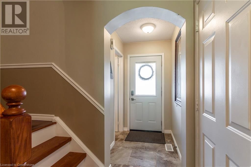 44 CHRYSLER CRESCENT Image 6