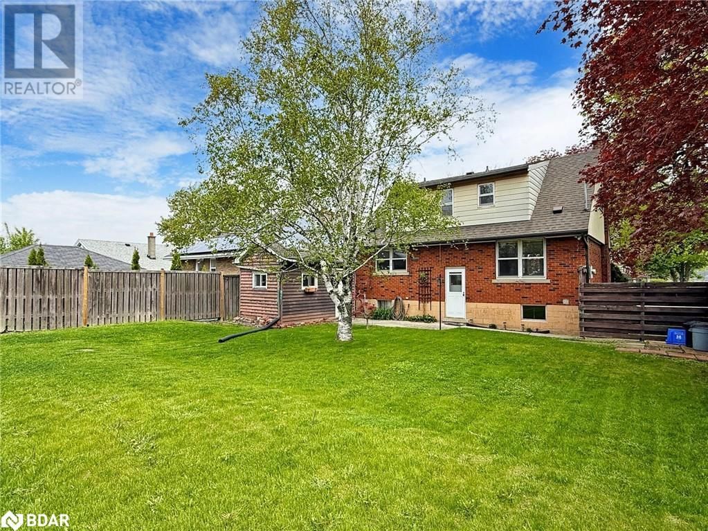 124 MCELROY ROAD EAST Image 32