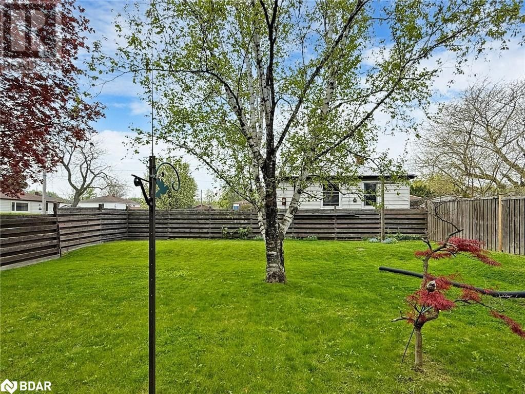 124 MCELROY ROAD EAST Image 35
