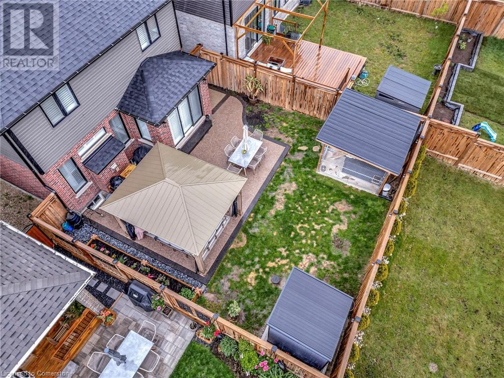 27 QUEENSGATE CRESCENT Image 37