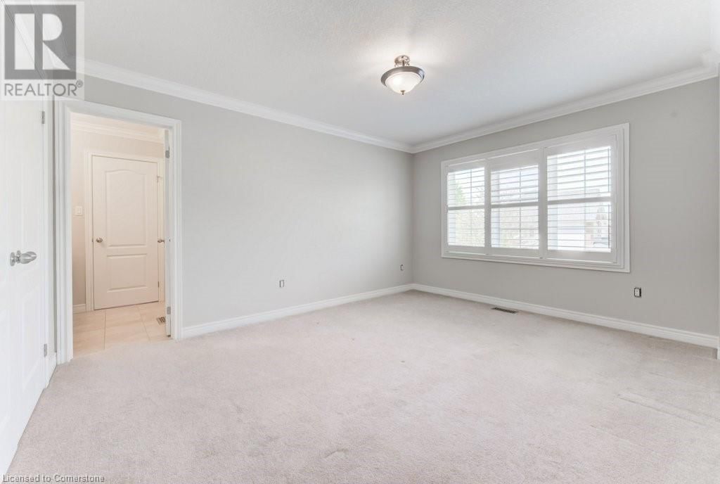 252 EDGEWATER CRESCENT Image 25