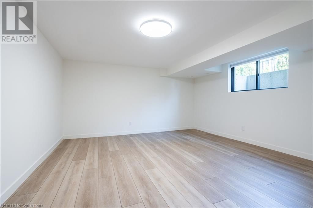 114 OVERDALE AVENUE Image 37