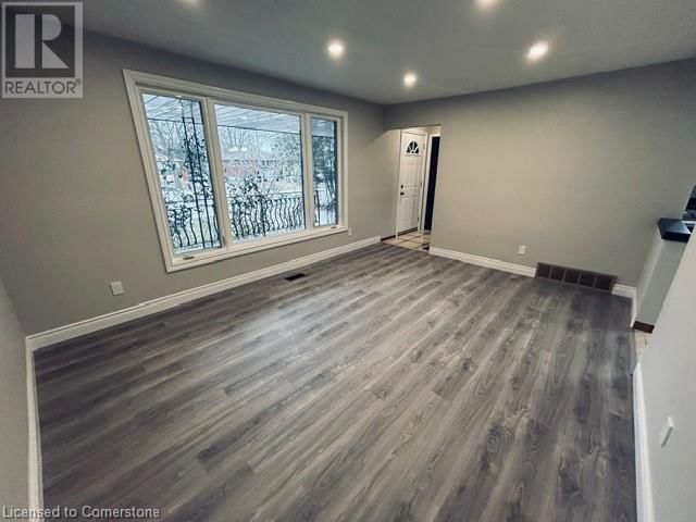 74 BELLINGHAM DRIVE Image 13
