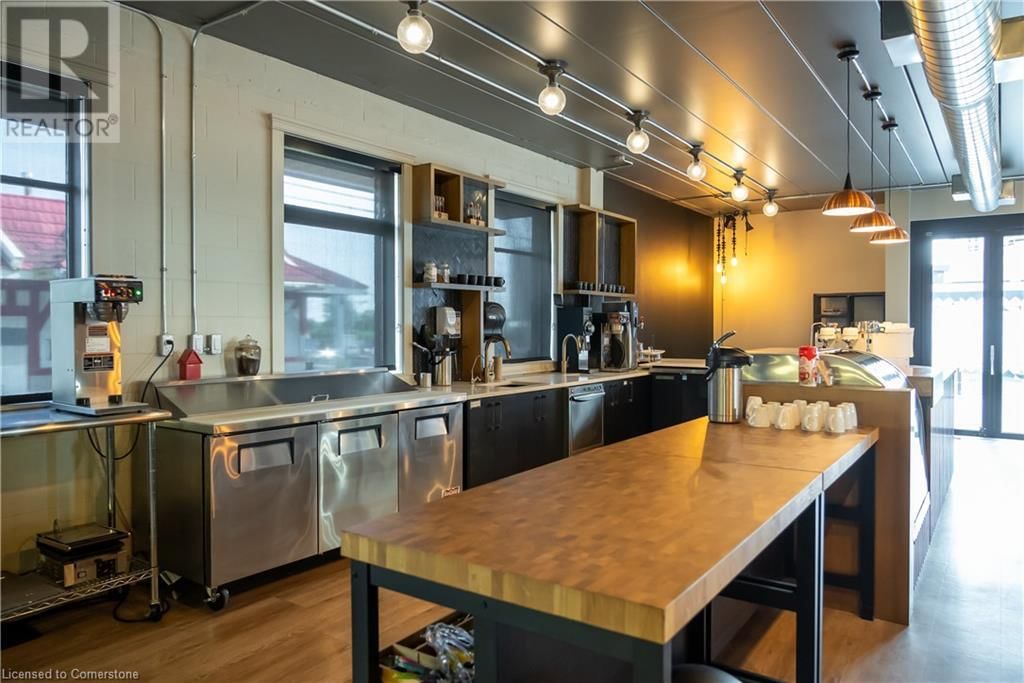 618 KING STREET WEST Image 11