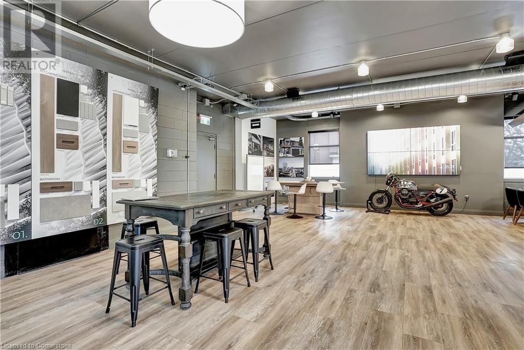 618 KING STREET WEST Image 16