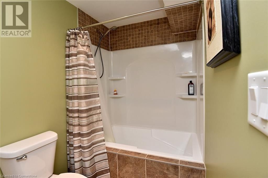 11 ECKER LANE Image 24