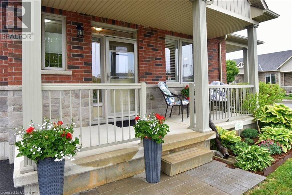 11 ECKER LANE Image 3